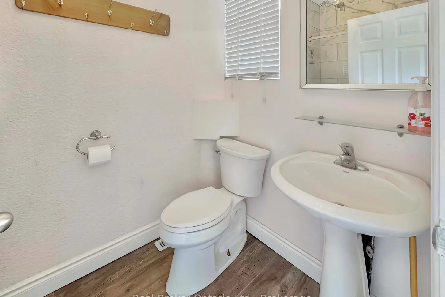 Additional image 16 of 273-275 Brant Avenue