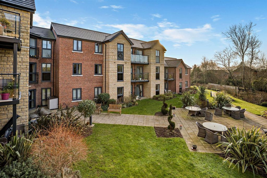 Additional image 15 of 2 bed flat for saleSaxon Gardens, Penn Street, Oakham, Rutland LE15