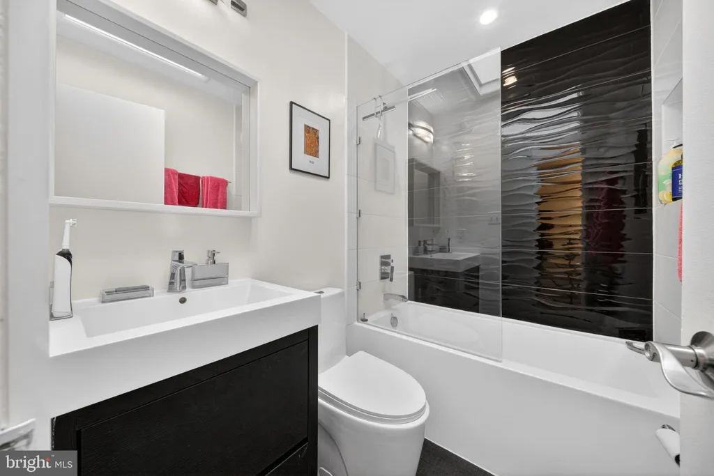 Additional image 22 of 5211 Nebraska Avenue NW, Washington, DC 20015