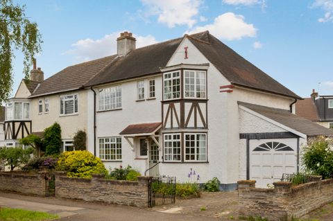 Burstow Road, Wimbledon SW20