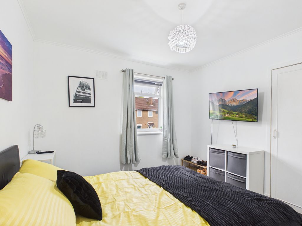 Additional image 8 of 3 bed flat for saleLennox Drive, Clydebank G81