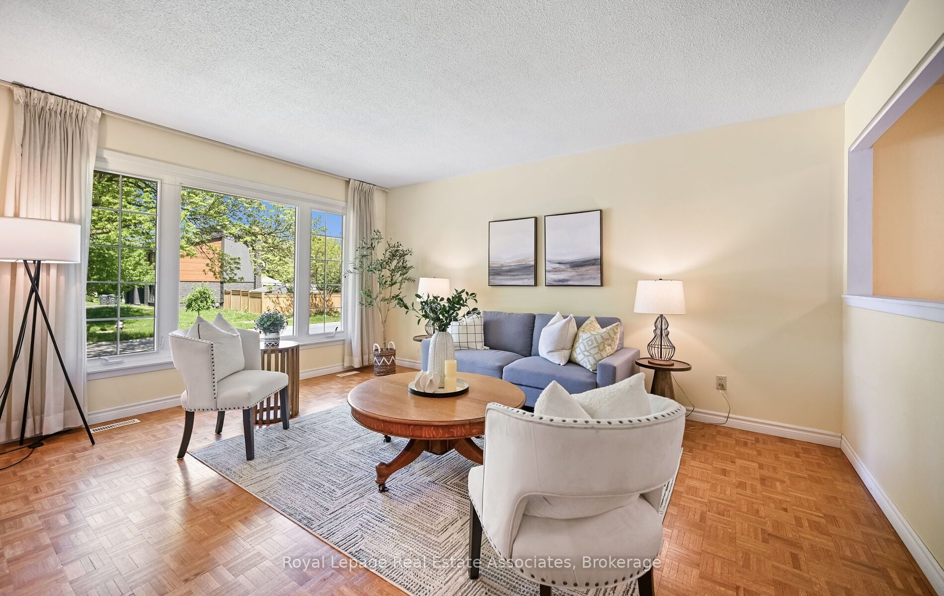 Additional image 4 of 10 Charing Drive, Mississauga, ON, L5N 1E9