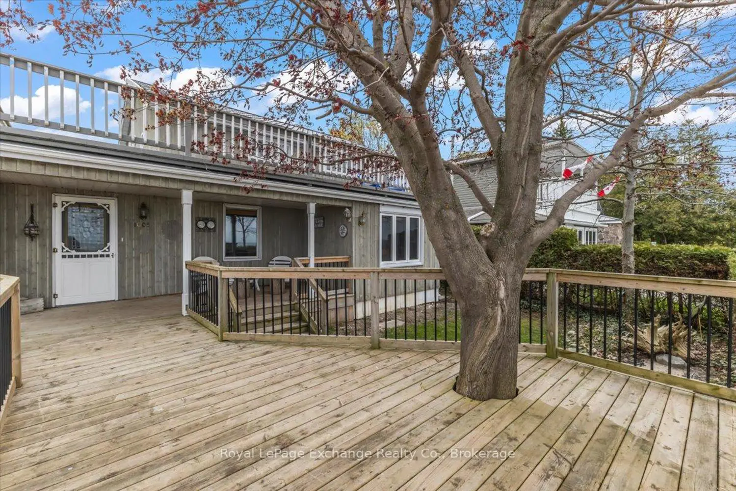 1005 Saugeen Street photo 4
