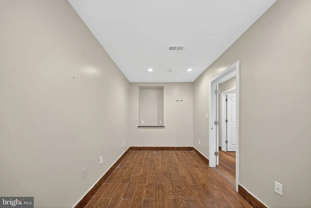 Additional image 21 of 817 6th Street NW Unit B, Washington, DC 20001