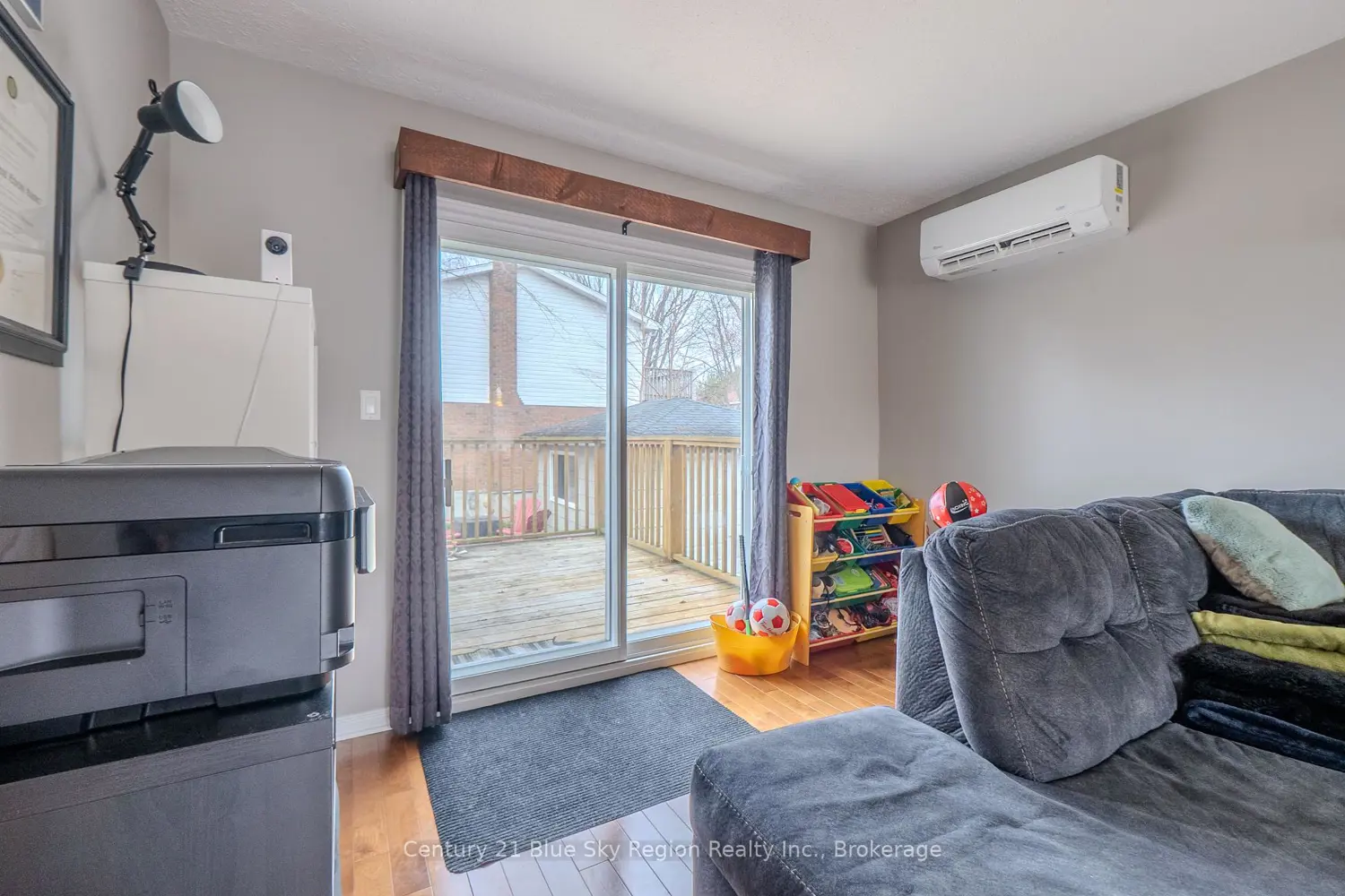 Additional image 12 of 25 Rowe Avenue