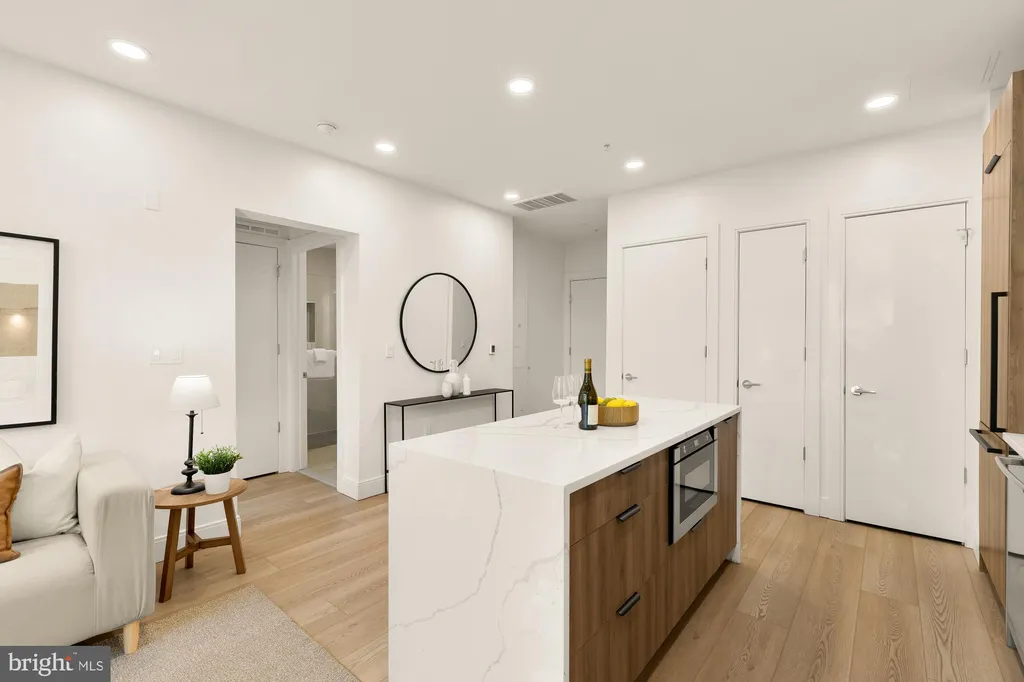 Additional image 7 of 4111 Connecticut Avenue NW Unit 302, Washington, DC 20008
