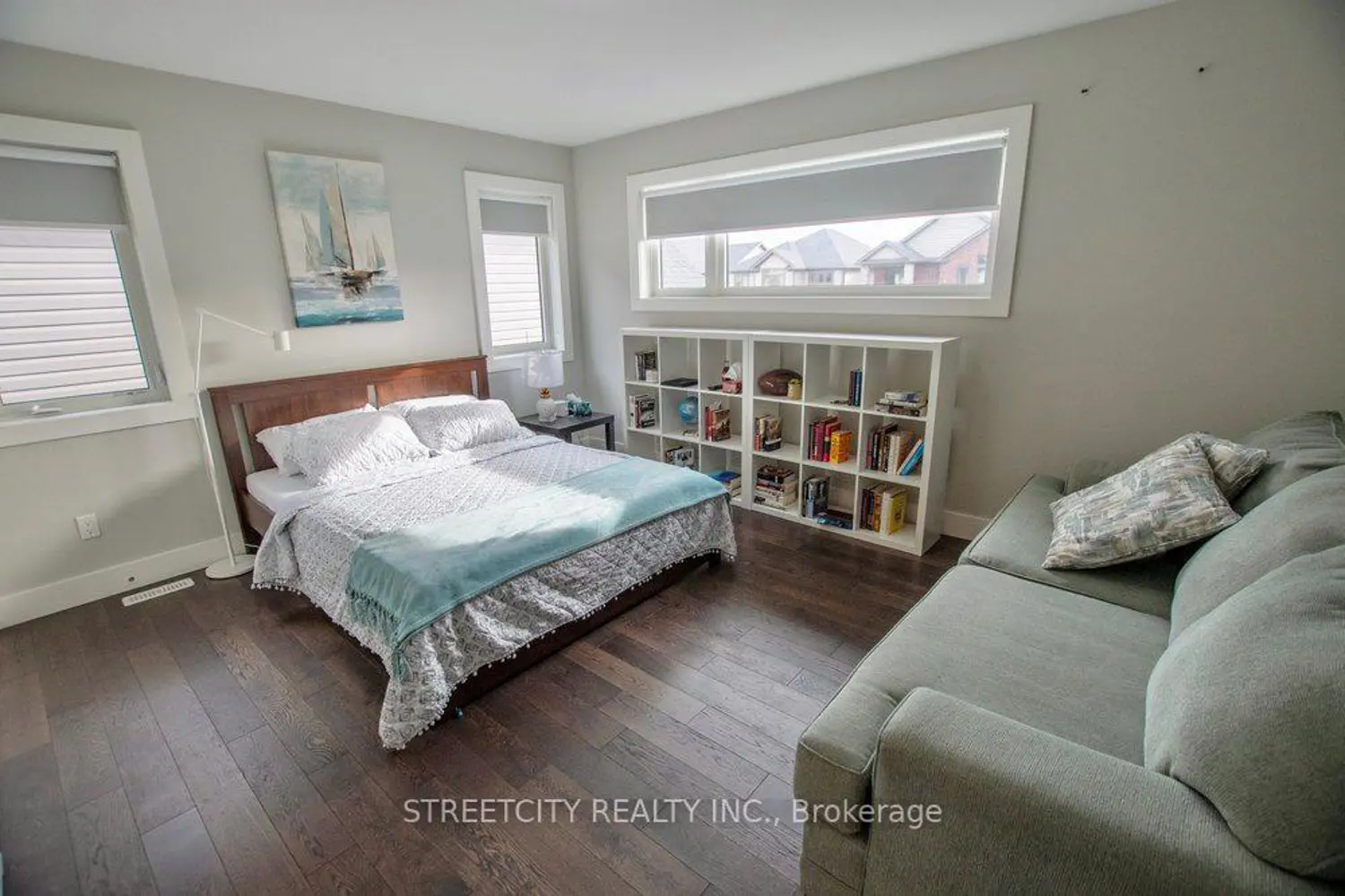 Additional image 16 of 1345 Dyer Crescent