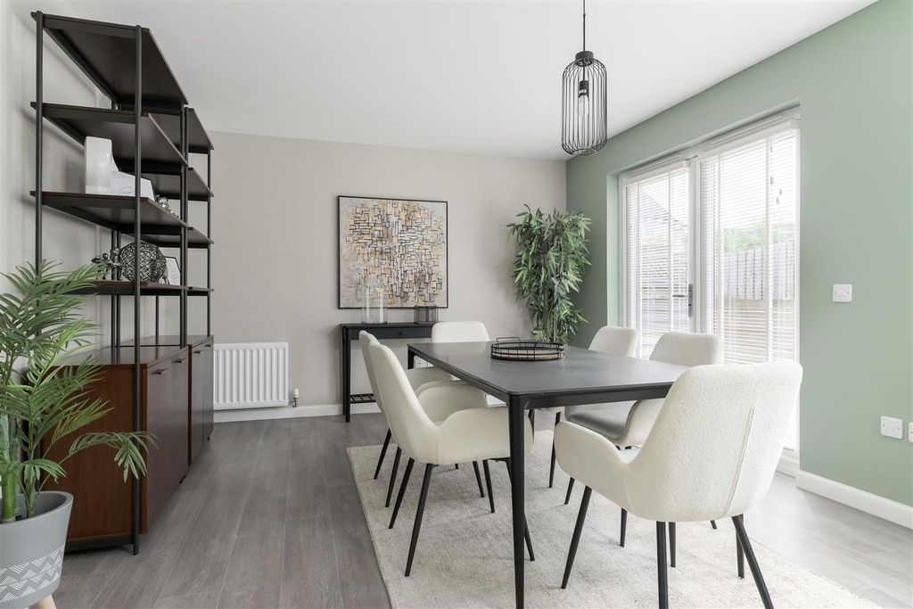 Additional image 4 of 4 bed detached house for saleEagle Avenue, Auchterarder PH3
