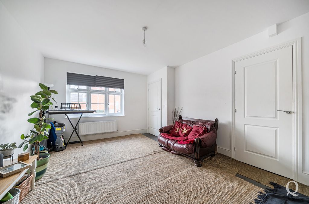 Additional image 14 of 3 bed end terrace house for saleParrett Avenue, Sittingbourne, Kent ME10