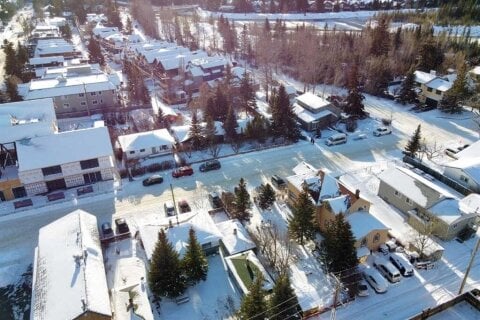 Additional image 8 of 906 Main Street, Canmore, AB, T1W1P3