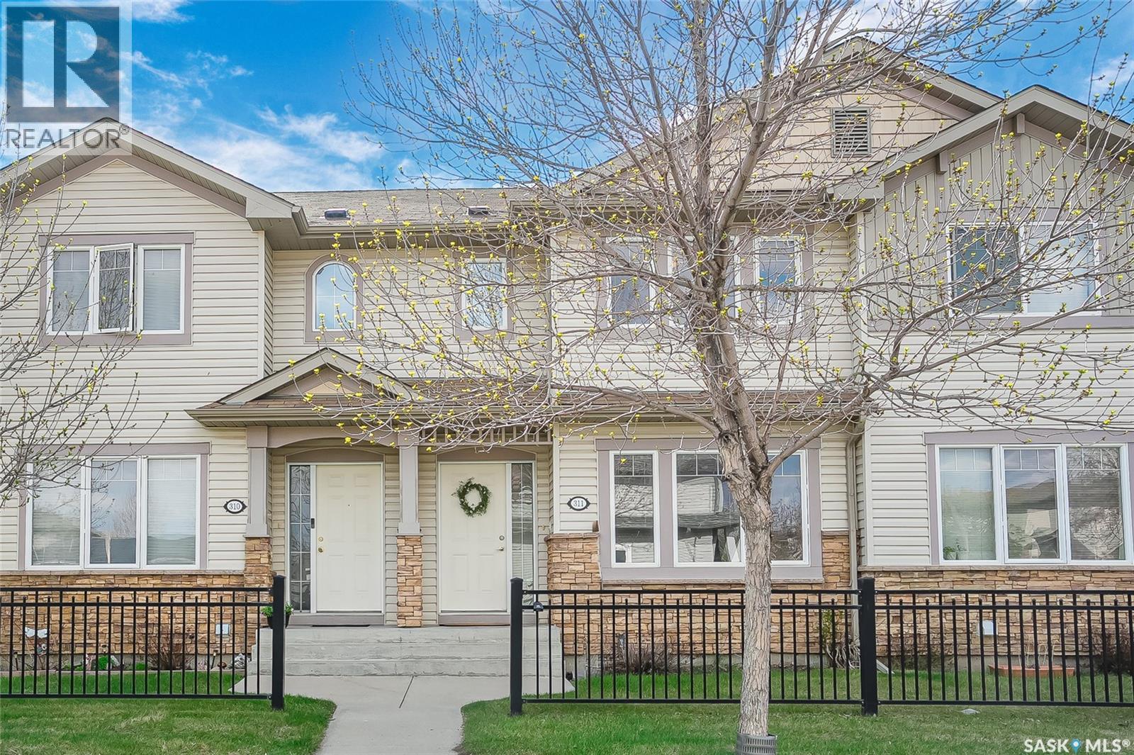 311 415 Lynd CRESCENT