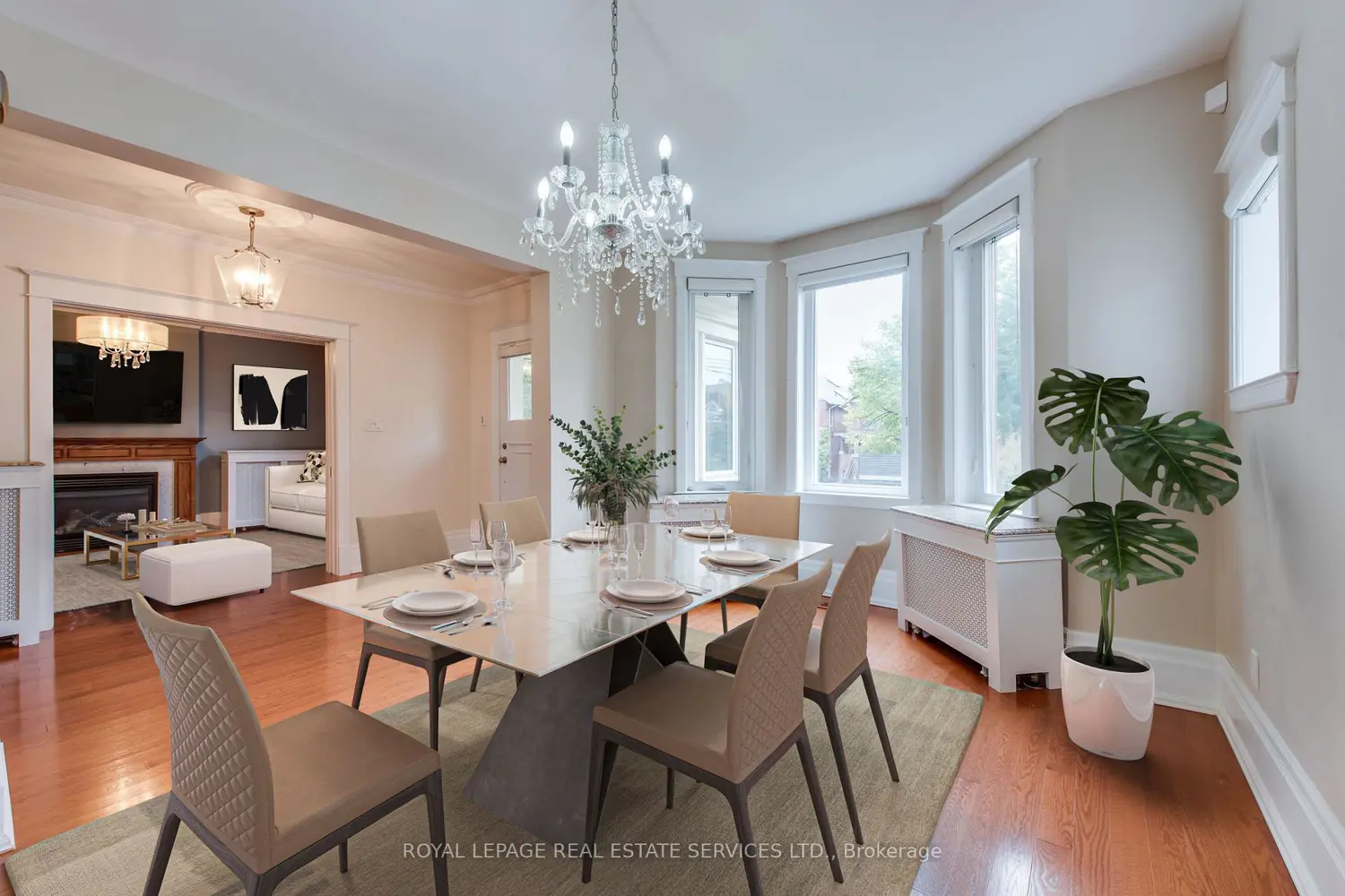 18 Shorncliffe Avenue photo 4