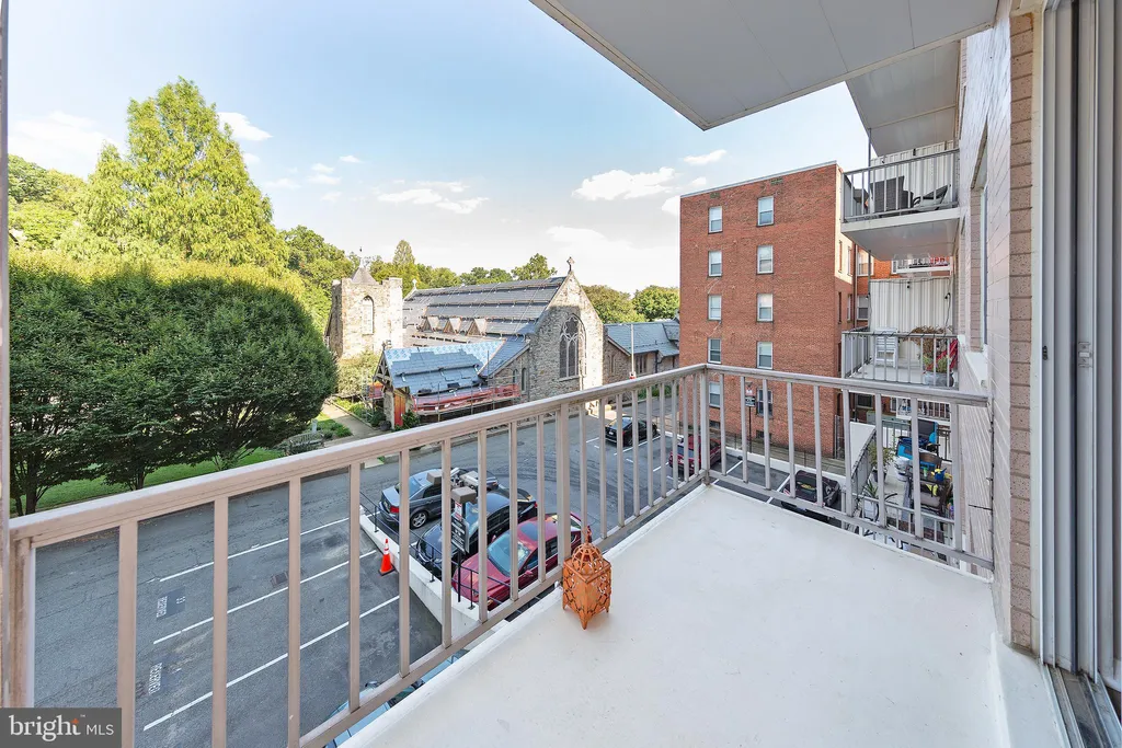 Additional image 9 of 2829 Connecticut Avenue NW Unit 307, Washington, DC 20008