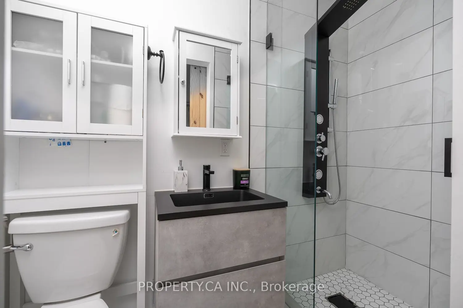 Additional image 12 of 2779 Gananoque Drive 49