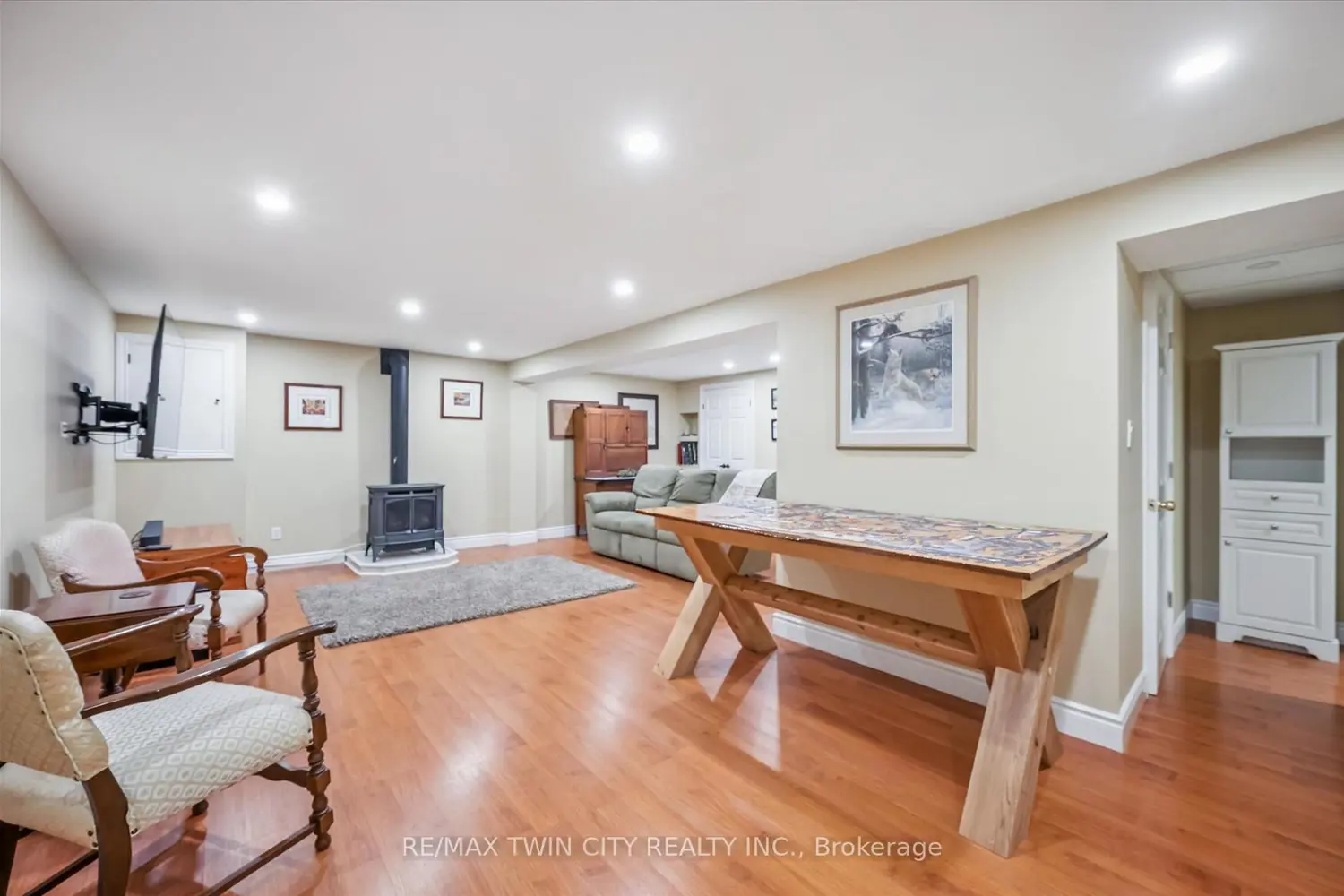 Additional image 12 of 70 Peachtree Crescent