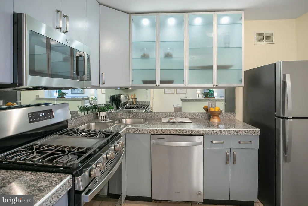 Additional image 10 of 2829 Connecticut Avenue NW Unit 103, Washington, DC 20008