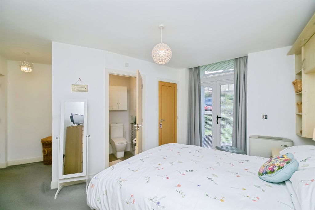 Additional image 9 of 3 bed flat for saleY Cerigos, Barry CF62