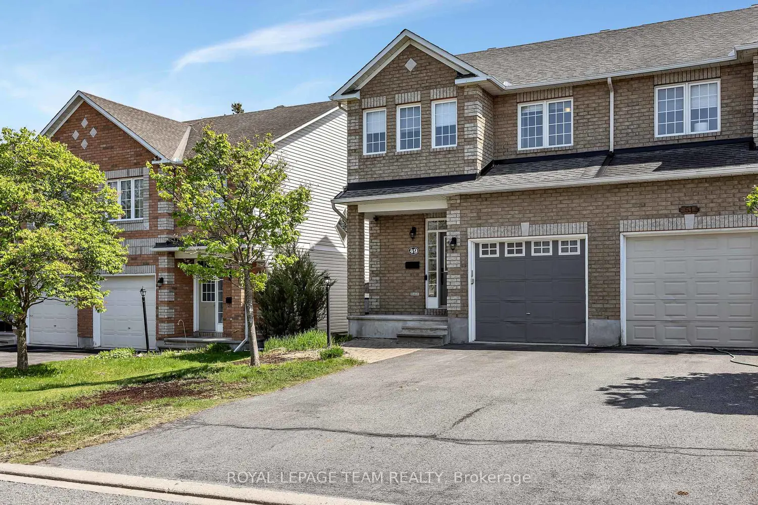 49 Chantilly Gate photo 3