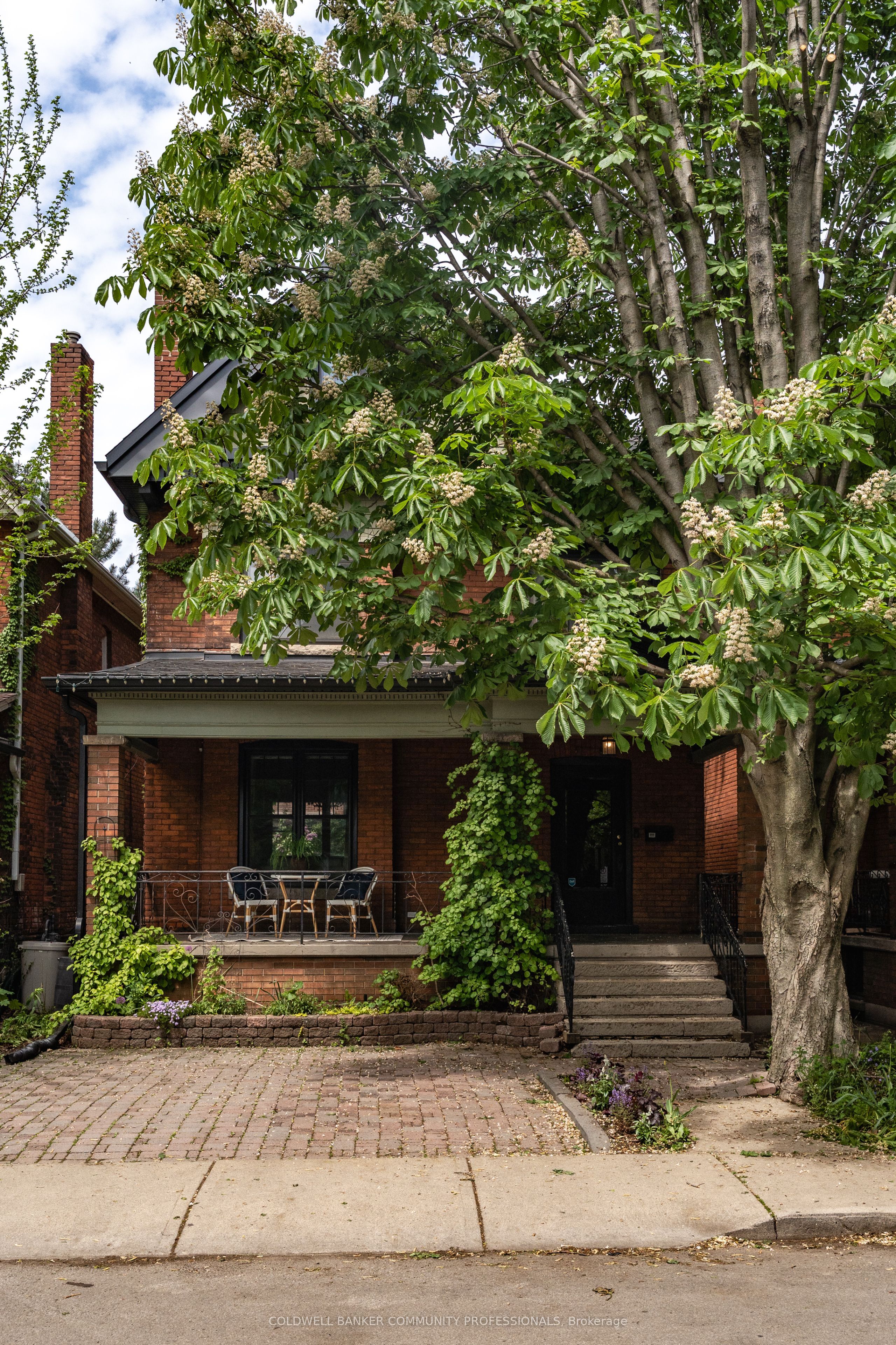 44 St Clair Avenue, Hamilton, ON, L8M 2N3