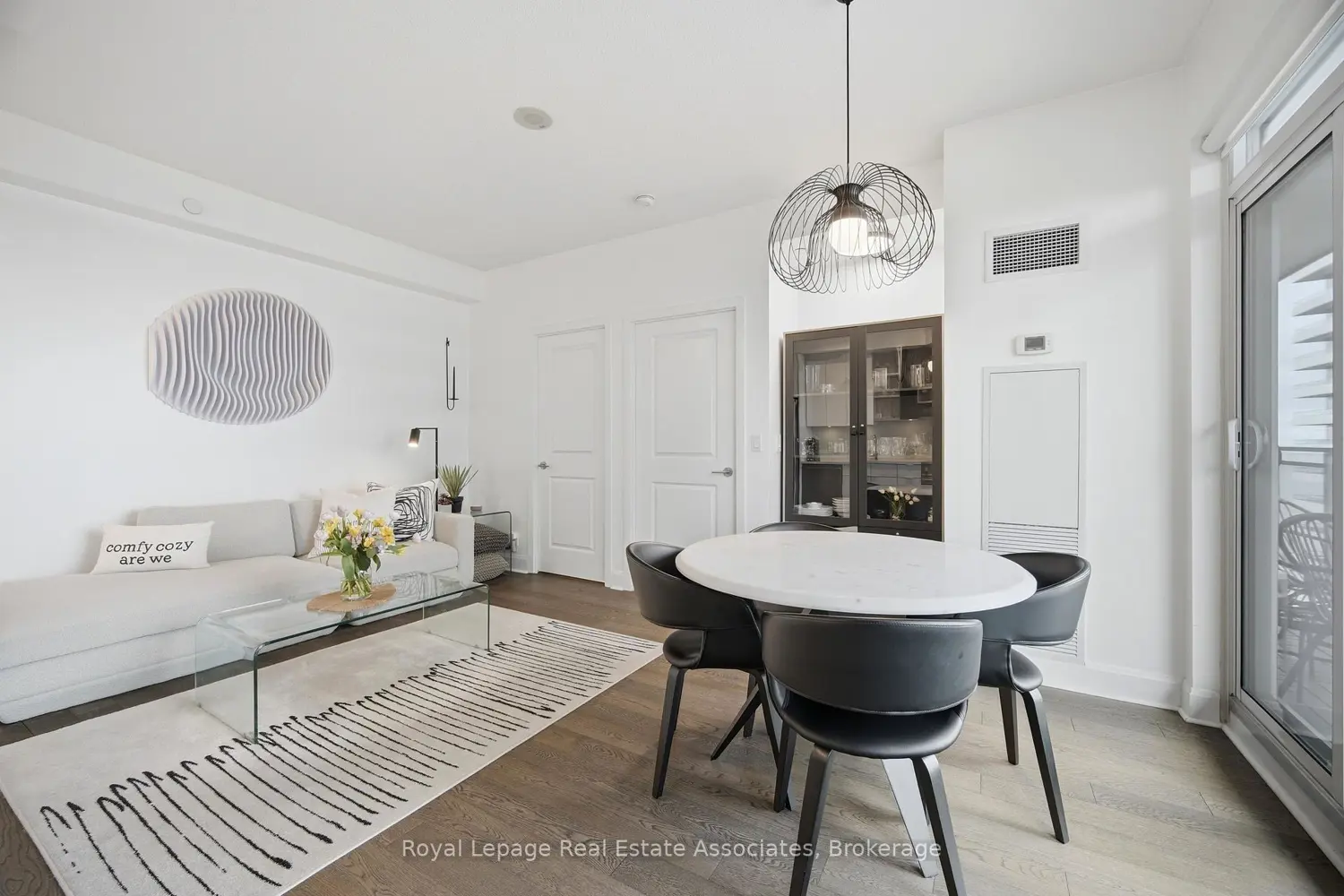 33 Shore Breeze Drive 2301 photo 4