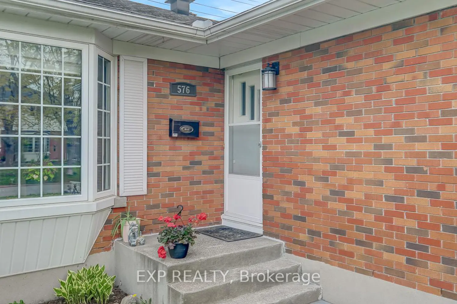 Additional image 3 of 576 Browning Avenue