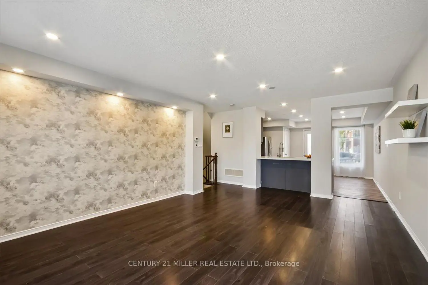 Additional image 4 of 3100 Thomas Street 7