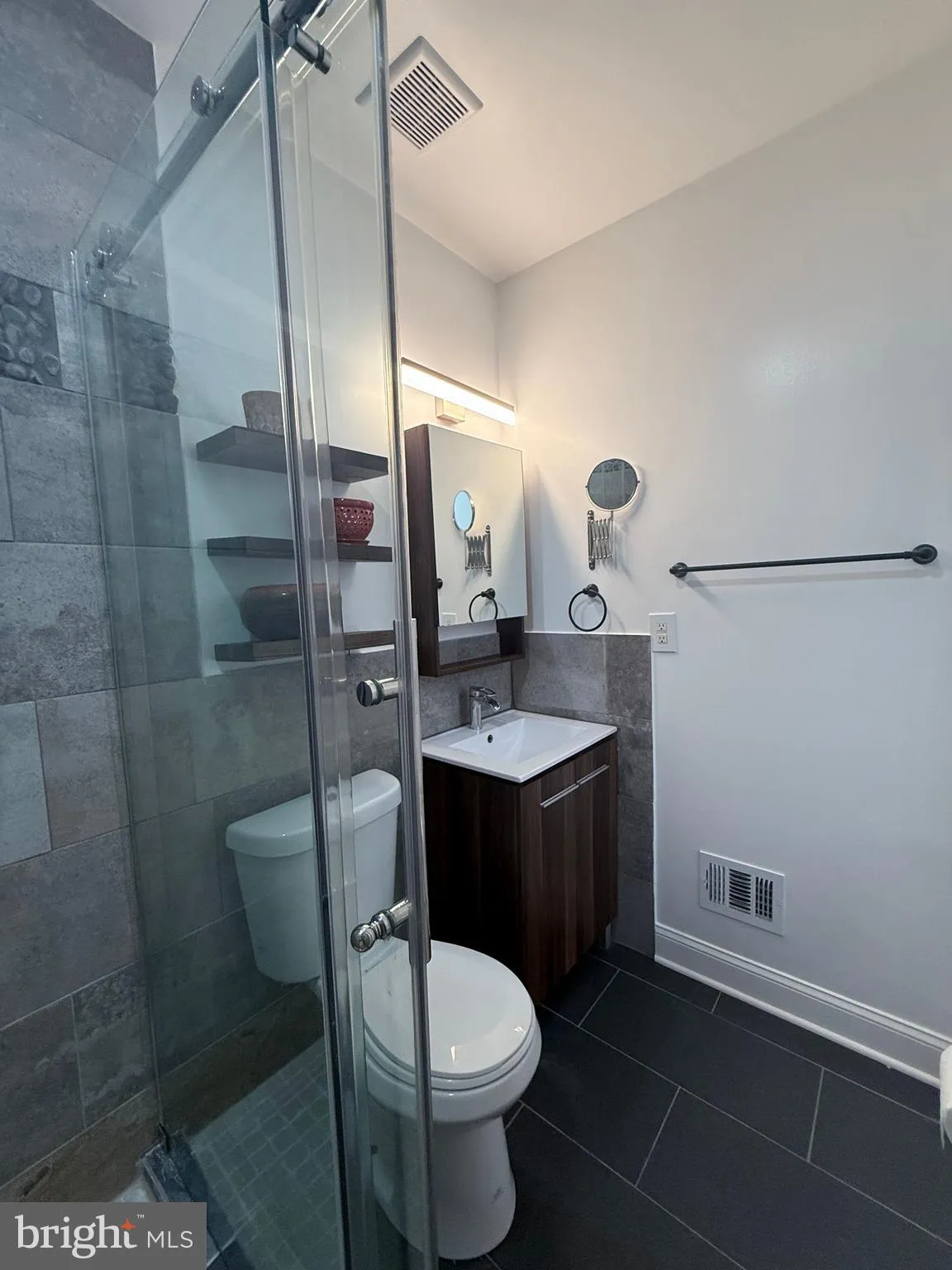 Additional image 109 of 1113 Holbrook Terrace NE, Washington, DC 20002