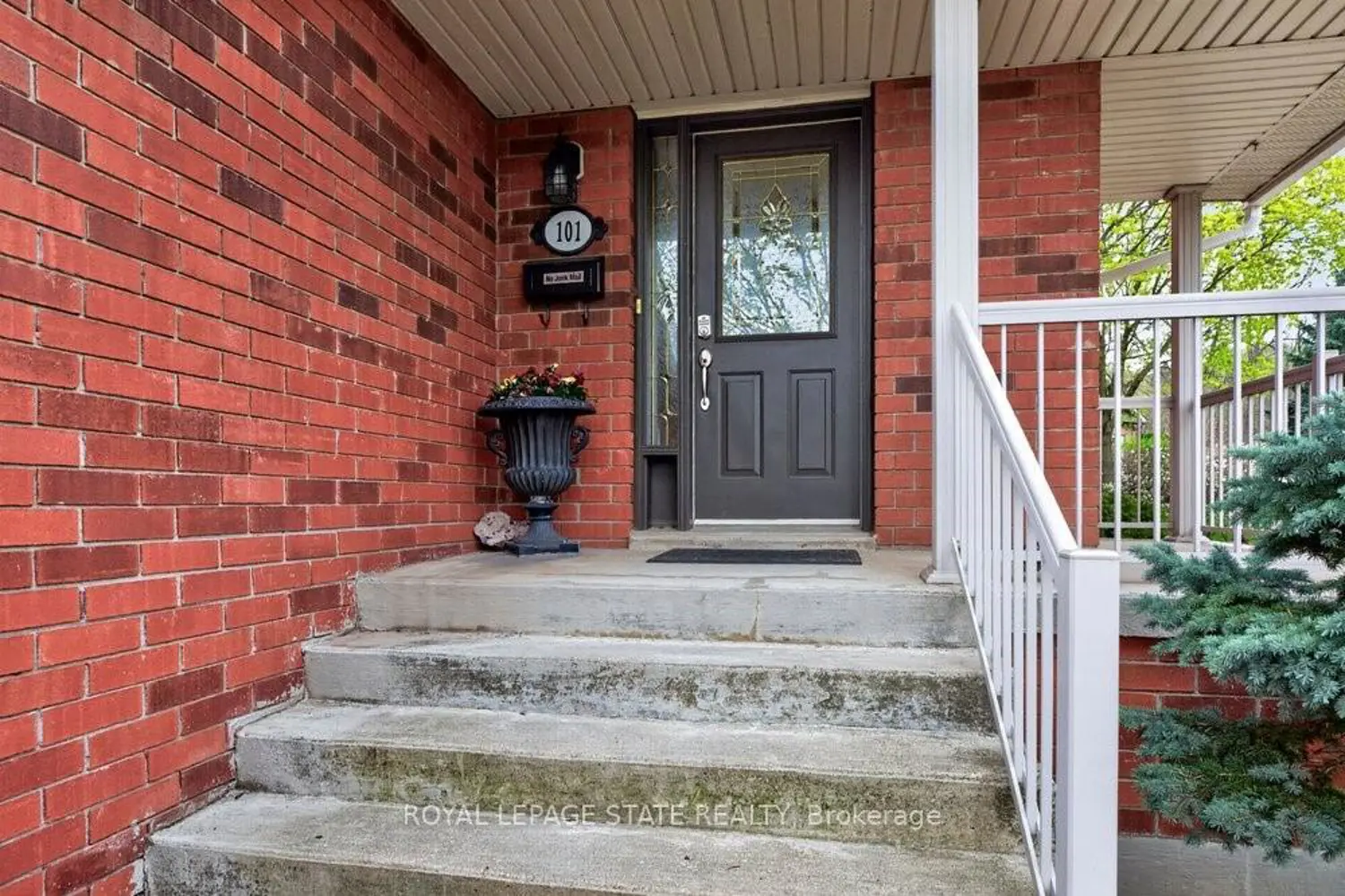 Additional image 3 of 100 Beddoe Drive 101