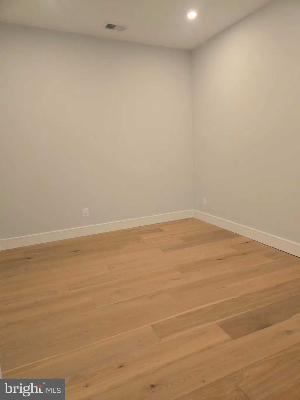 Additional image 4 of 3215 Mount Pleasant Street NW Unit 203, Washington, DC 20010