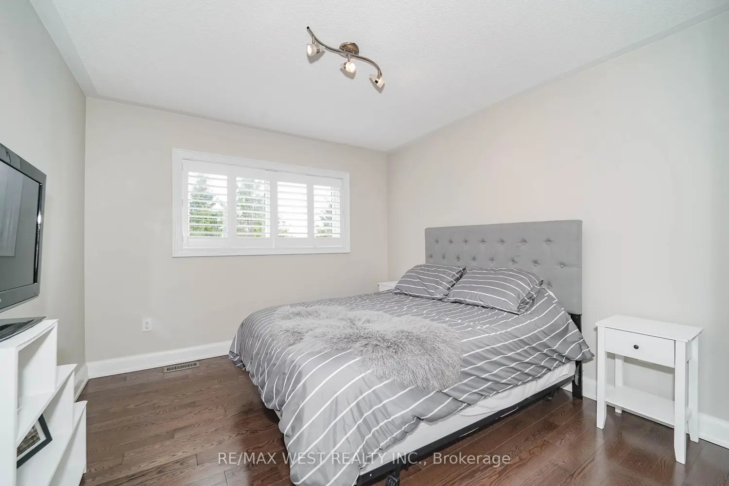 Additional image 10 of 39 Sylwood Crescent