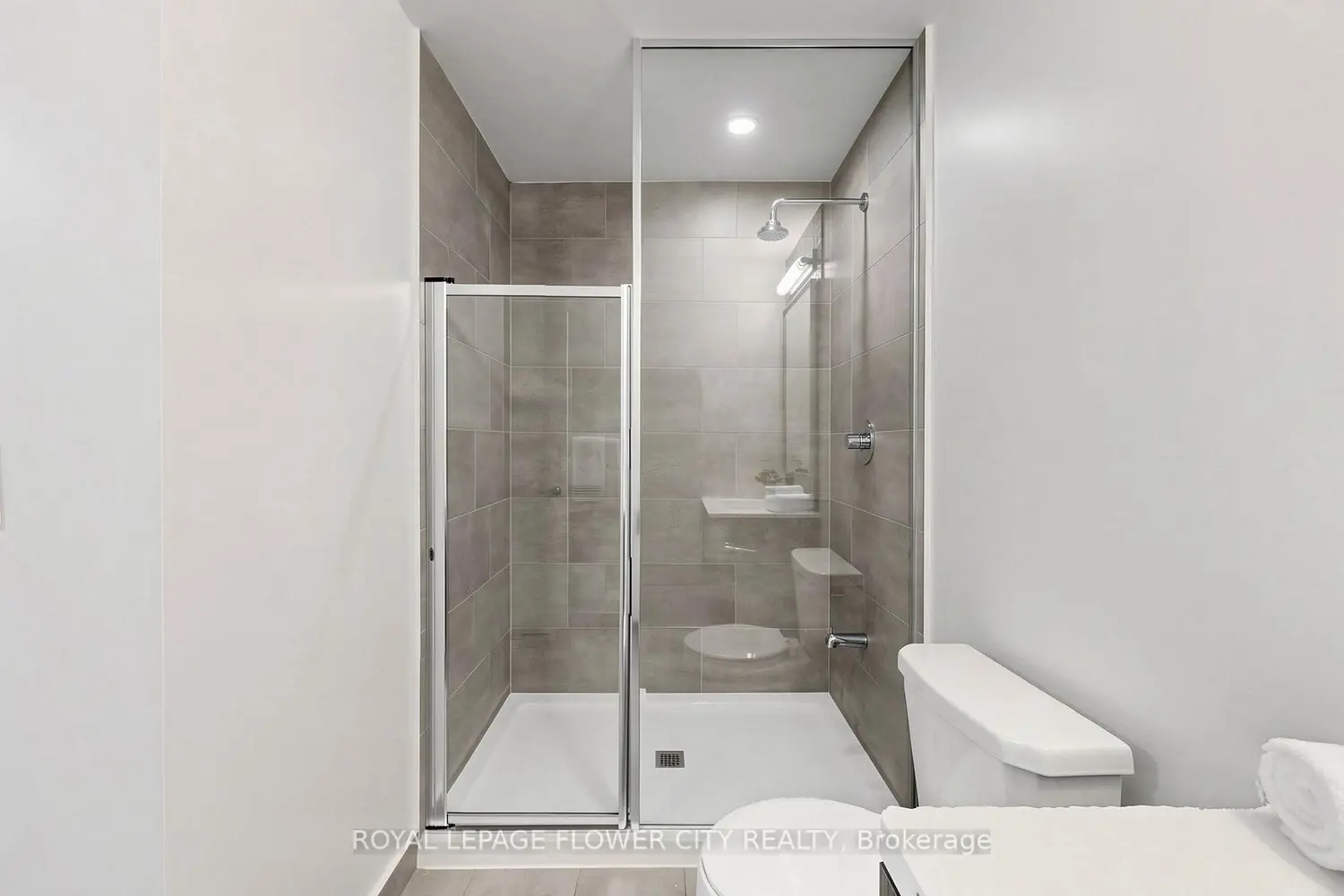 Additional image 9 of 2520 Eglinton Avenue 1710