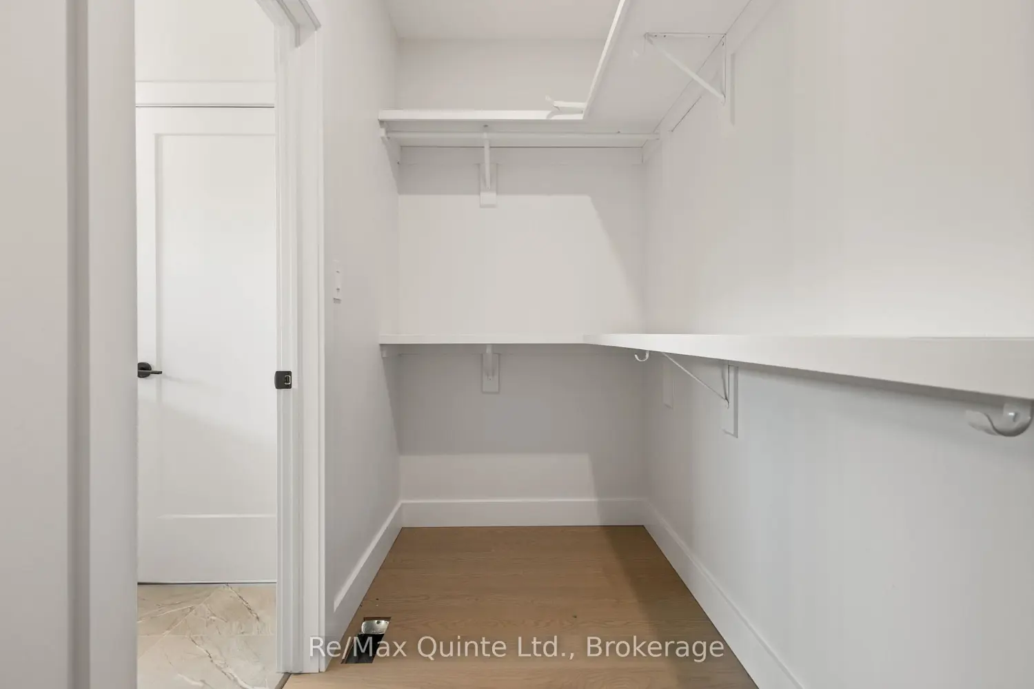 Additional image 12 of 27 Exeter Court