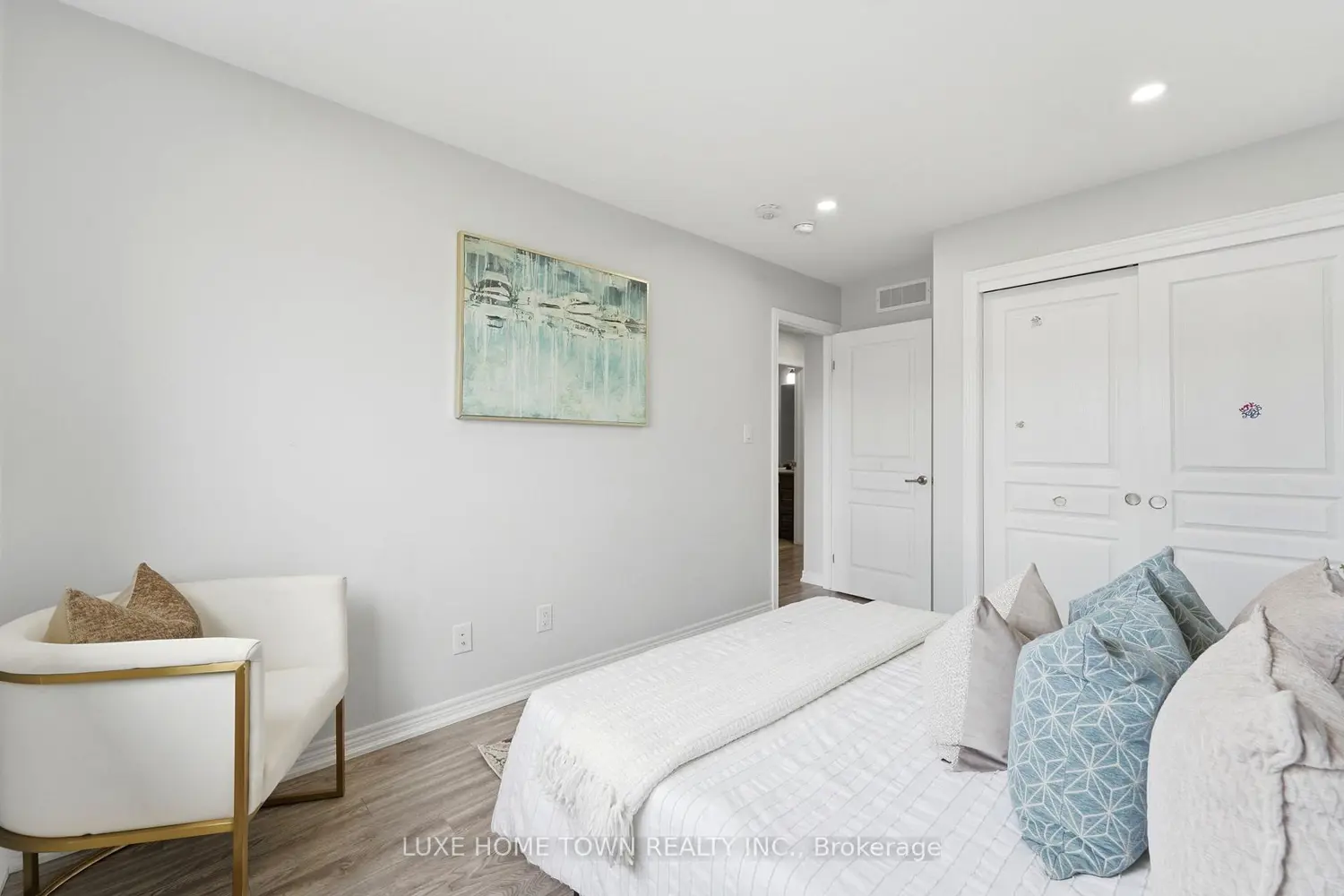 Additional image 9 of 100 Monarch Street