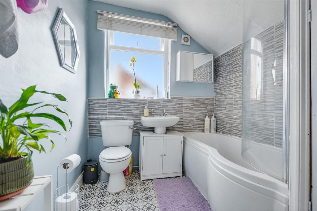 Additional image 14 of 3 bed terraced house for saleEllis Grove, Beeston, Nottingham NG9