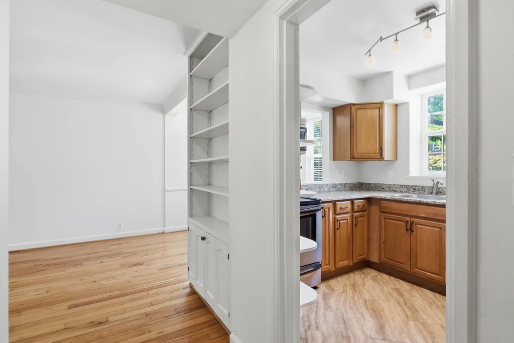 Additional image 14 of 3541 39th Street NW Unit C507, Washington, DC 20016