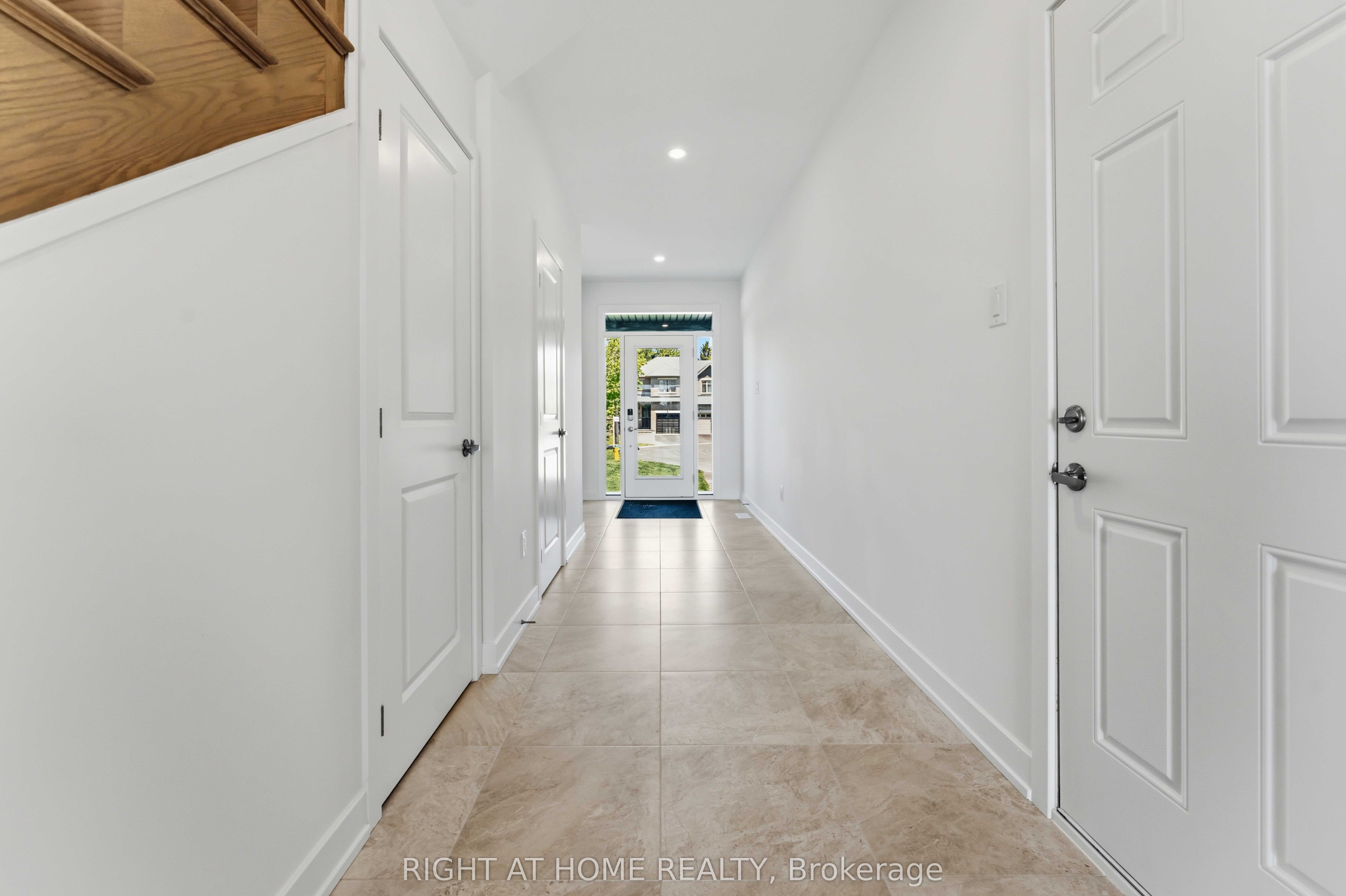 Additional image 2 of 453 Haresfield Court, Ottawa, ON, K4M 0B6