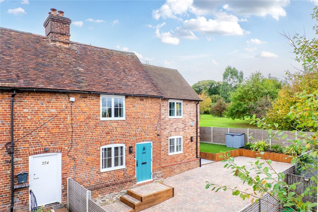 3 bed semi-detached house for saleButchers Lane, Mereworth, Maidstone, Kent ME18