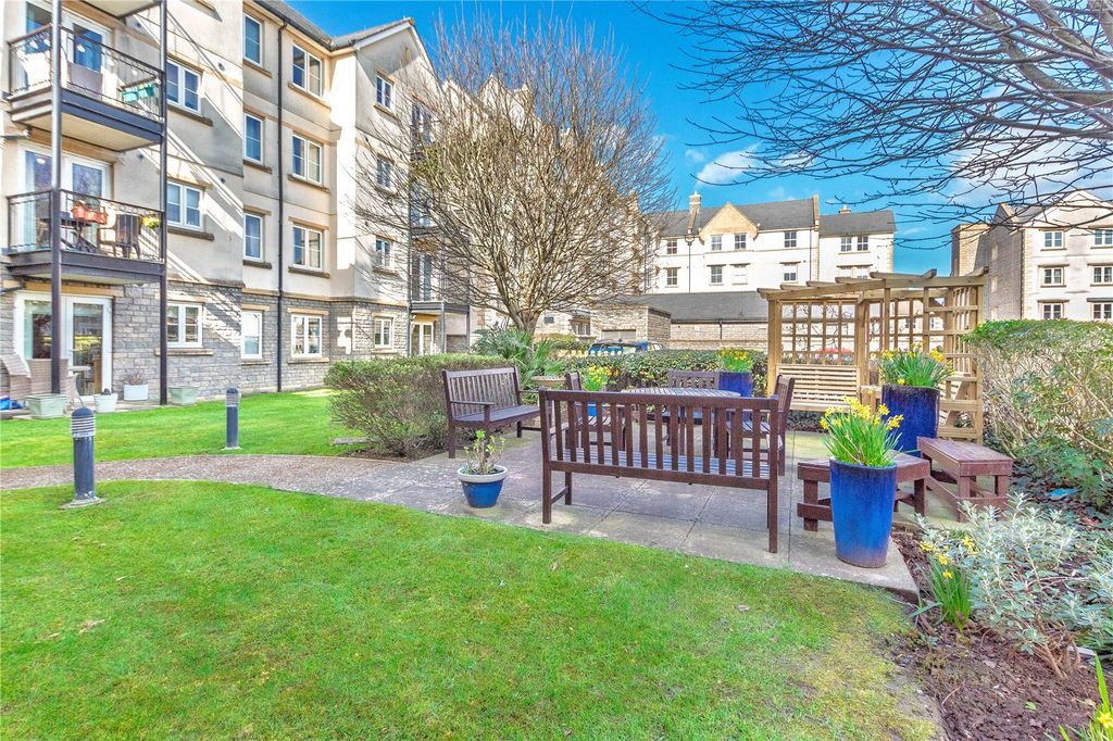 Additional image 23 of 2 bed flat for saleBeach Road, Weston-Super-Mare, Somerset BS23