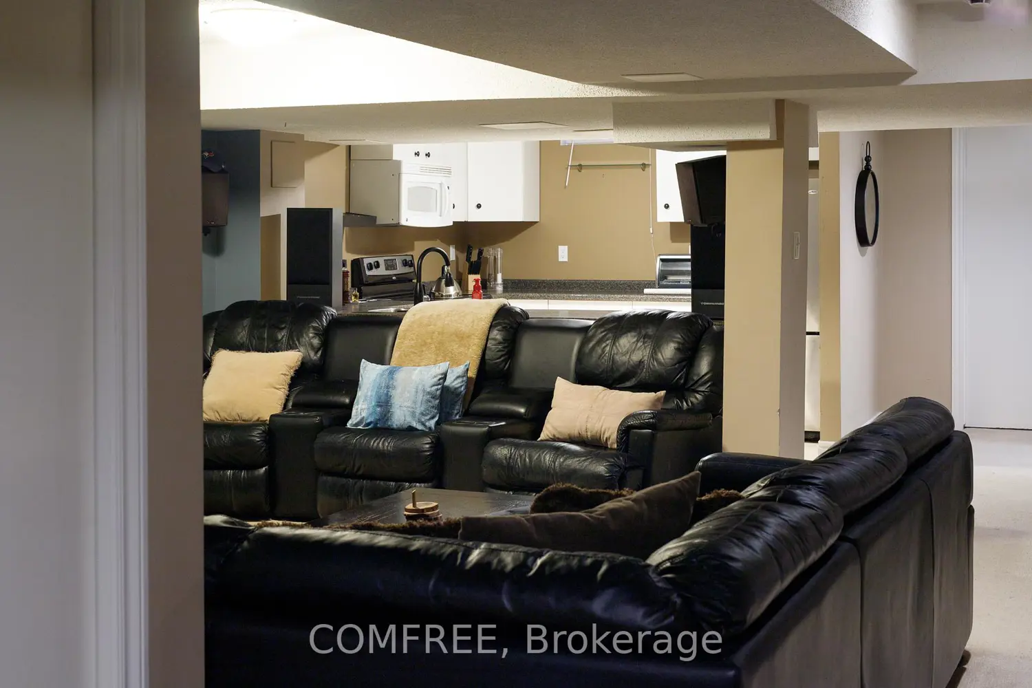 Additional image 15 of 10 Endicott Drive