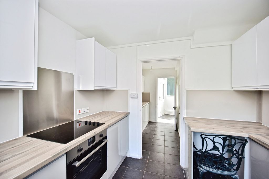 Additional image 5 of 3 bed end terrace house for saleHighland Road, Maidstone, Kent ME15