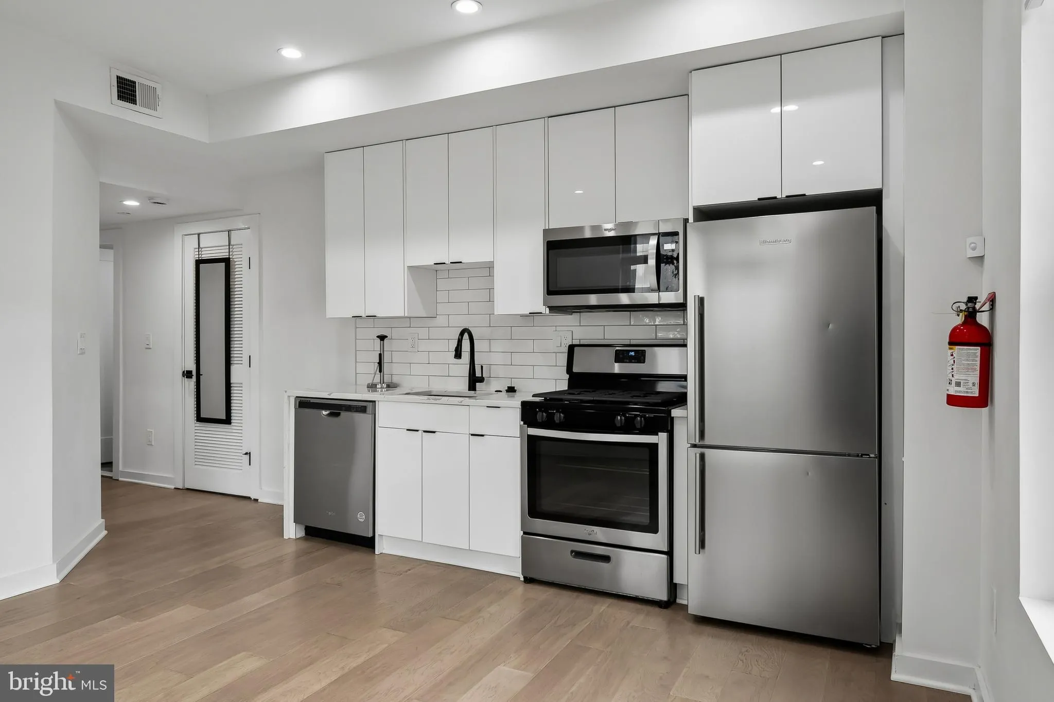 Additional image 24 of 1019 17th Place NE Unit 103, Washington, DC 20002