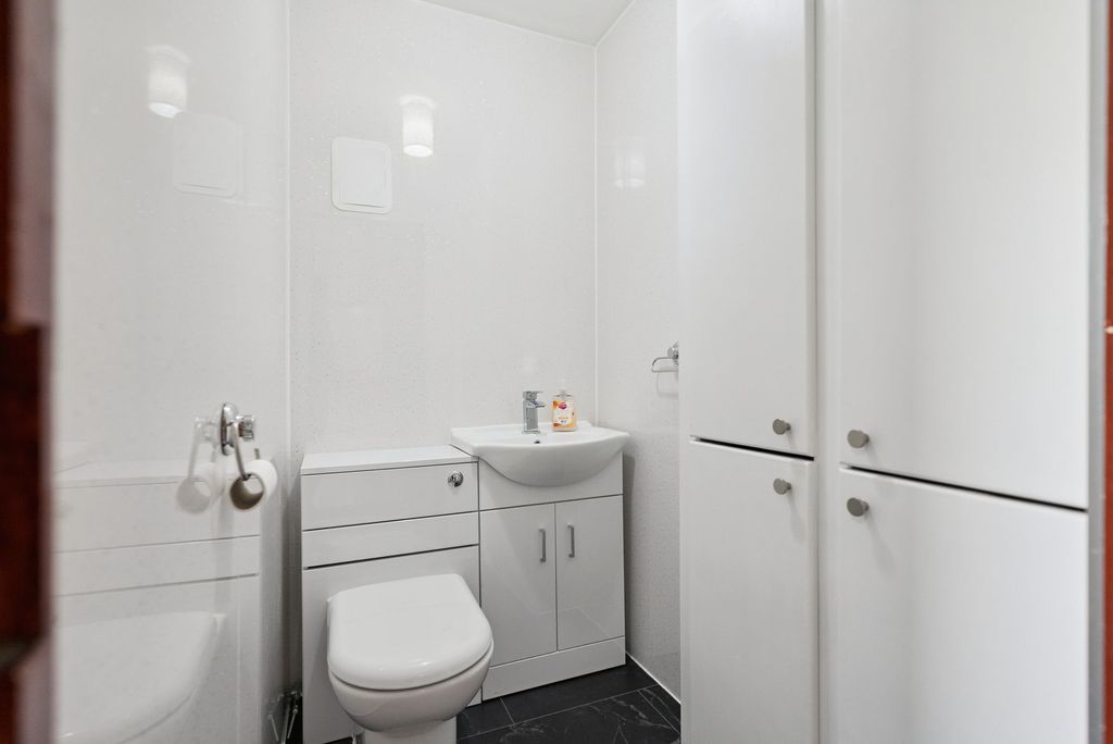 Additional image 21 of 3 bed semi-detached house for sale35 Craigrownie Gardens, Kilcreggan G84