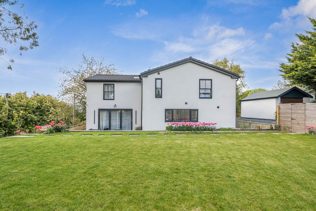 Additional image 8 of 4 bed detached house for saleFox Close, Oxford OX44
