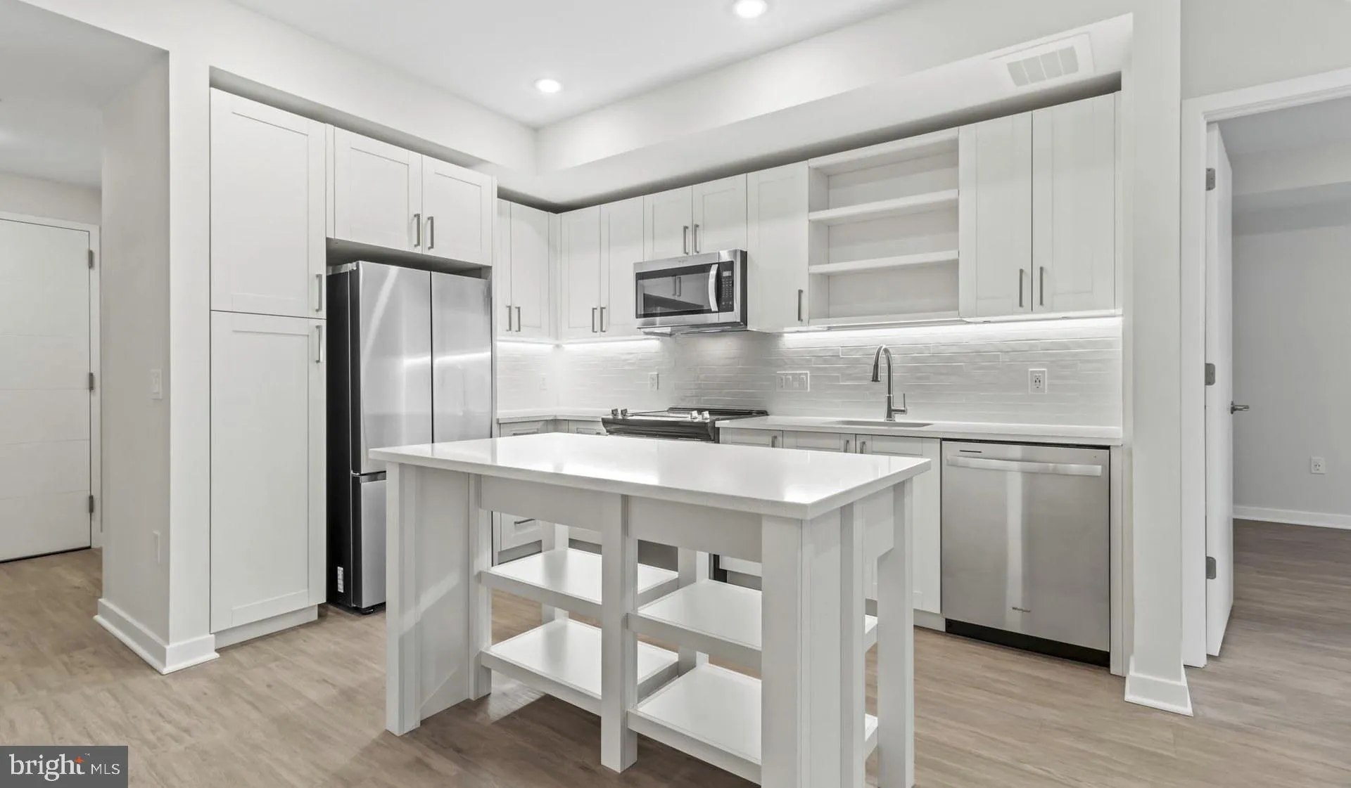 Additional image 73 of 4000 Wisconsin Avenue NW Unit 4K-427, Washington, DC 20016