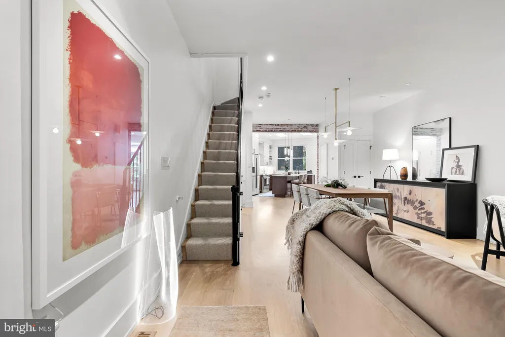 Additional image 11 of 810 North Carolina Avenue SE, Washington, DC 20003