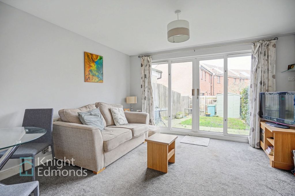 2 bed terraced house for saleTrinity Way, Maidstone ME15
