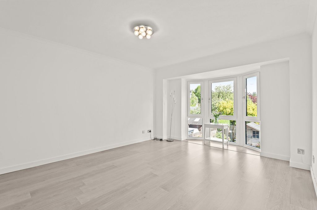 Additional image 5 of 3 bed flat for saleCarmichael Court, Bridge Of Allan FK9