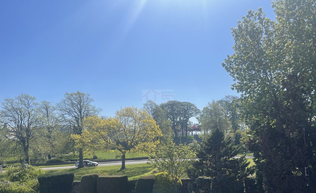 Additional image 6 of 2 bed flat for sale2 Invererne Gardens, Forres, Moray IV36