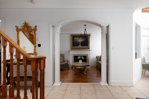Additional image 8 of 32 Dokkum Crescent, Brampton, ON, L6Z 0E2
