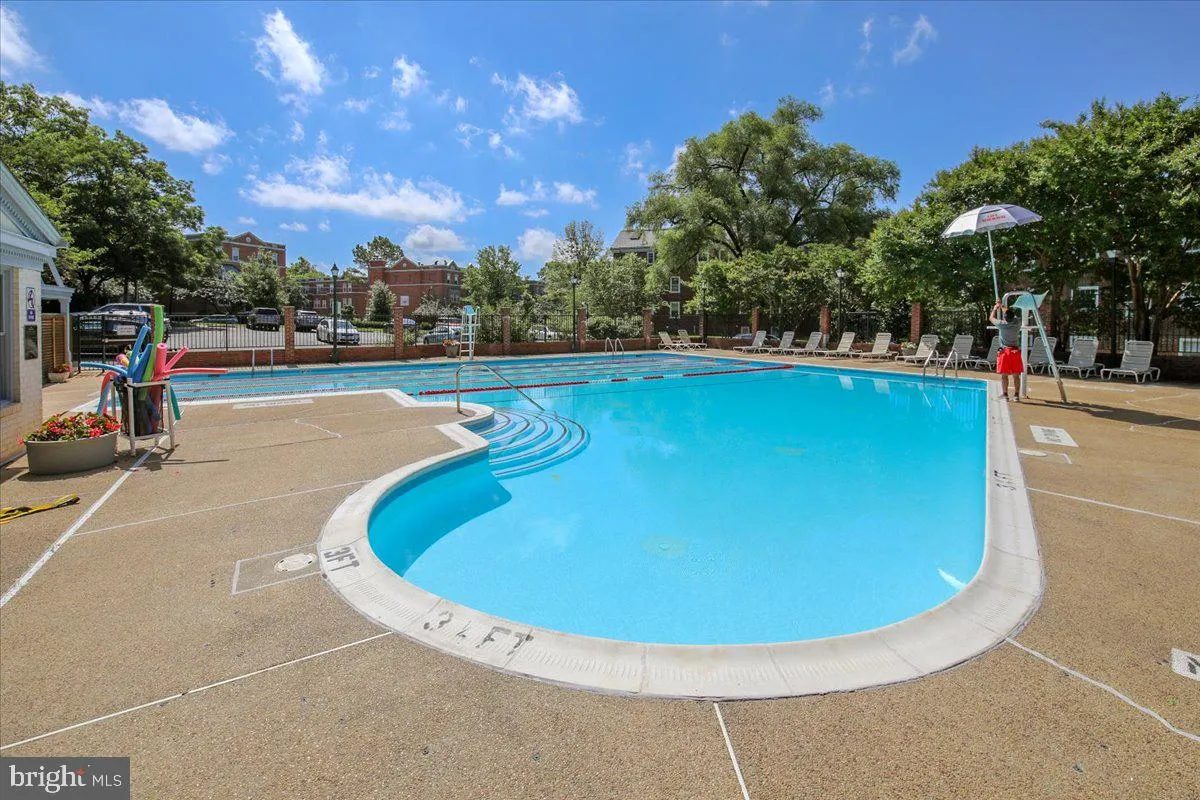 Additional image 80 of 3621 39th Street NW Unit E323, Washington, DC 20016